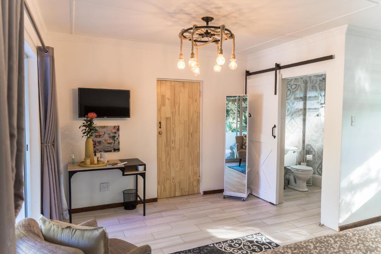 Gabbys Cottage Guesthouse Блоемфонтейн Екстериор снимка