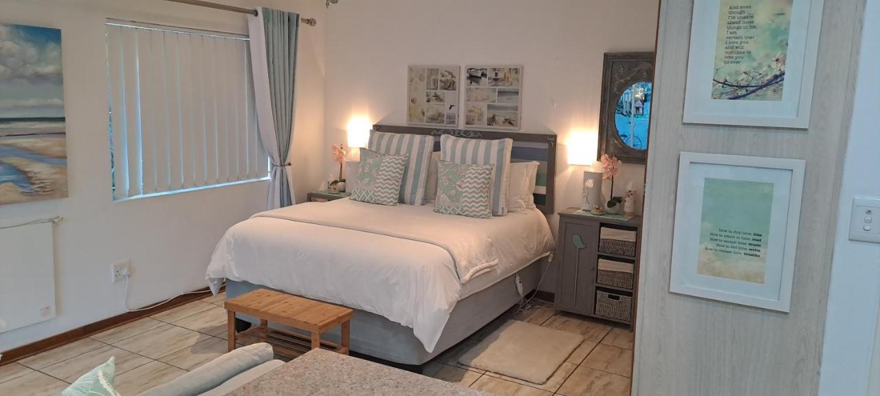 Gabbys Cottage Guesthouse Блоемфонтейн Екстериор снимка