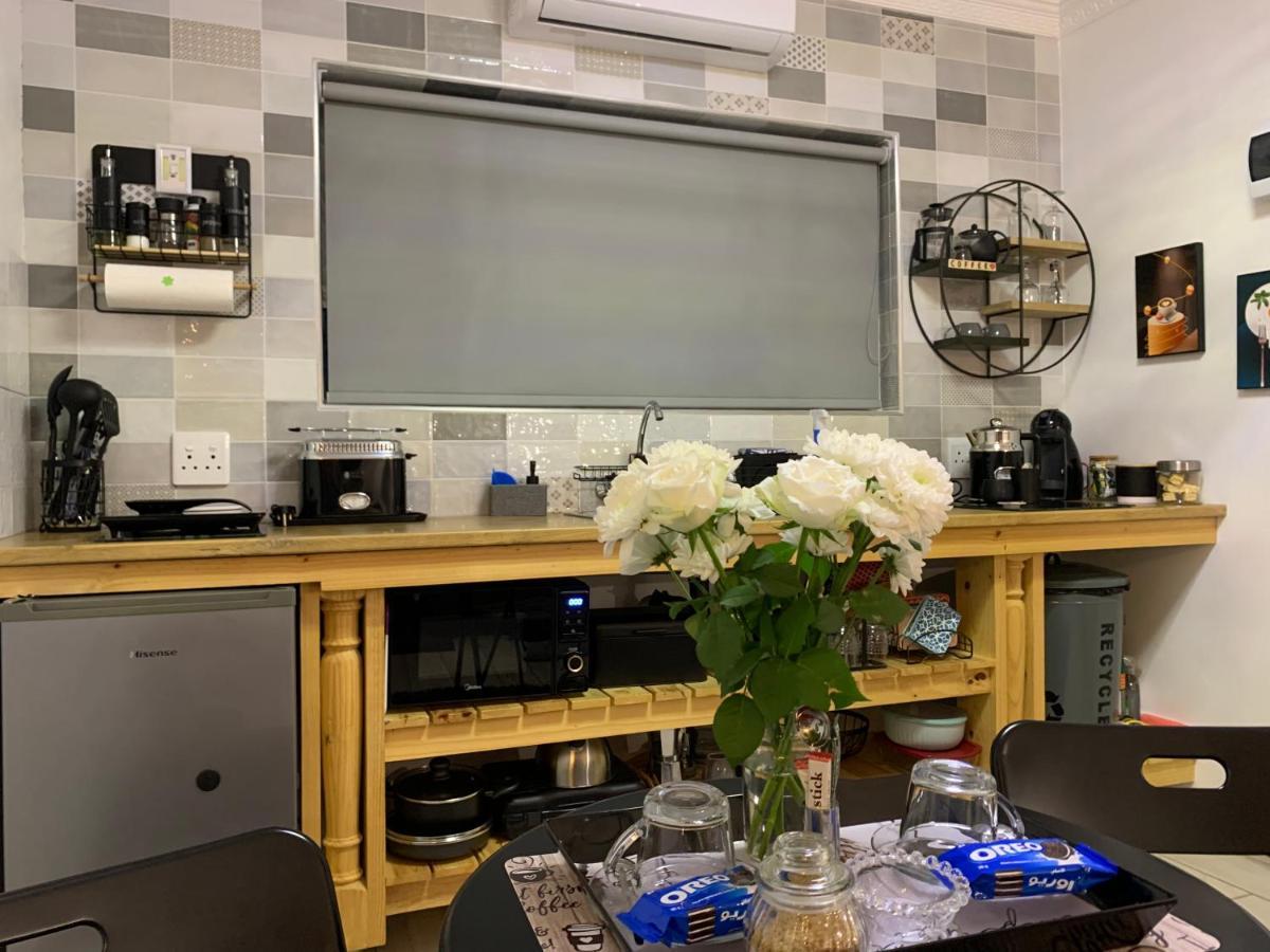 Gabbys Cottage Guesthouse Блоемфонтейн Екстериор снимка